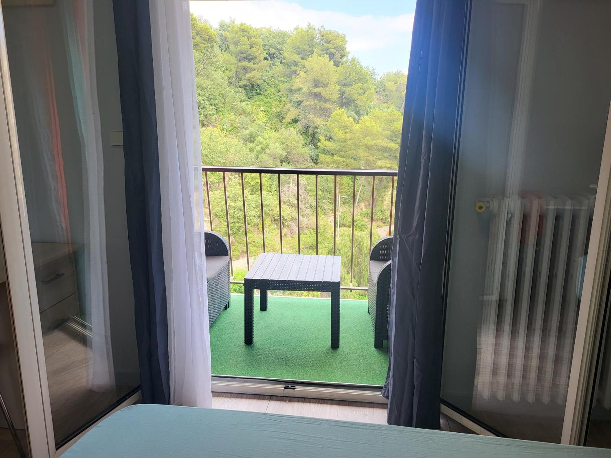 Private Room-2 In Hannana Apartment- 2 Min Walk To Tram 12 Min To Nice Train Station 15 Min To Massena Place Eksteriør bilde